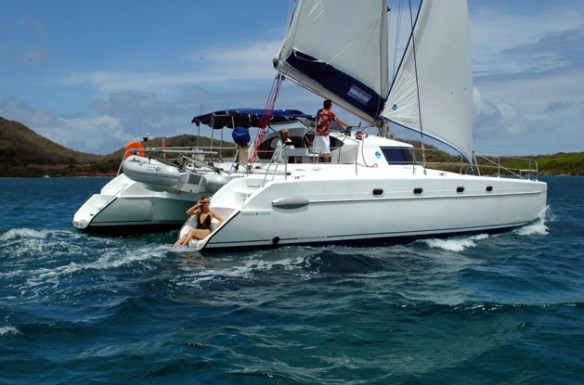 Belize 43 sous voile