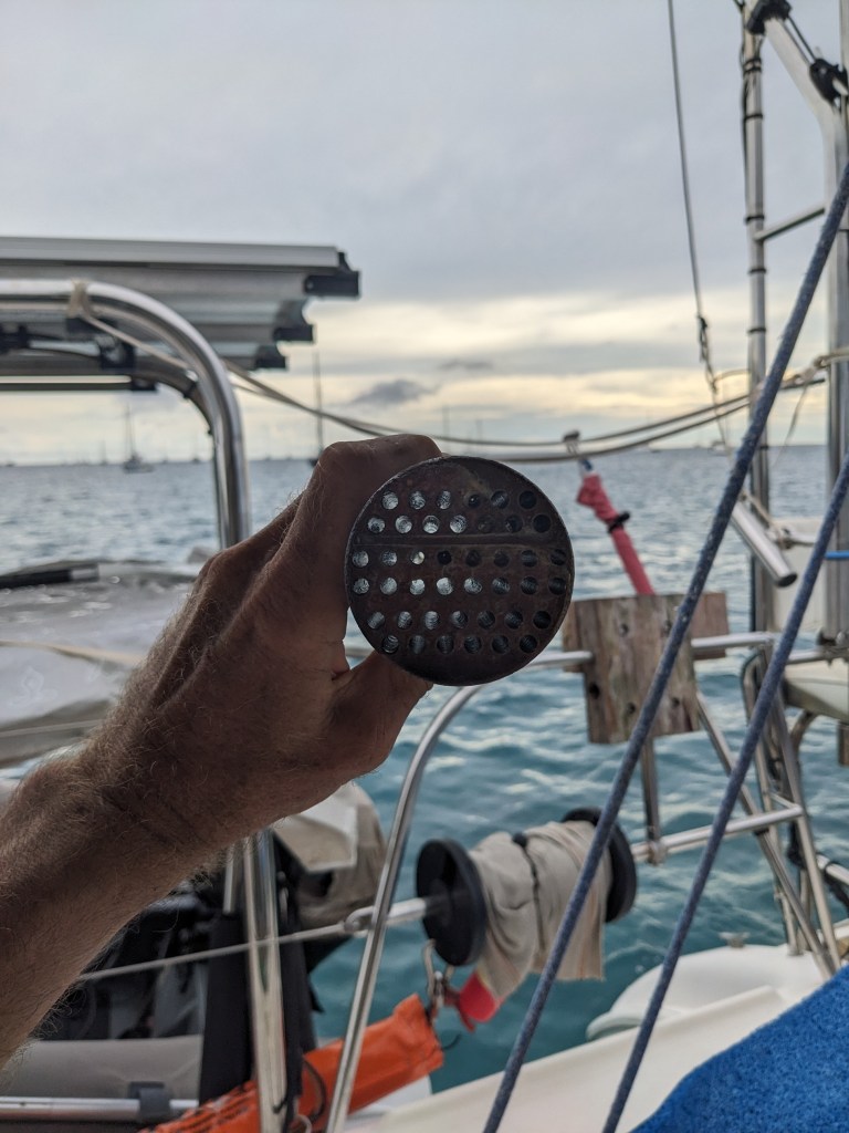 Nettoyage échangeur thermique sur un moteur Volvo D1-30 à 1056h